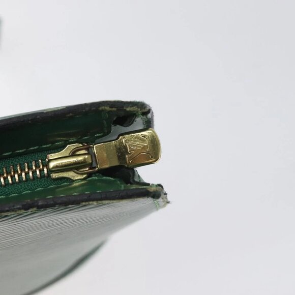 LOUIS VUITTON Epi Saint Jacques Poignees Long Bag Green - Picture 11 of 16